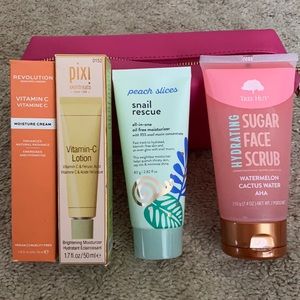 Assorted Skincare w/ bag!